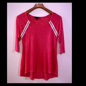Women’s 3/4 length top